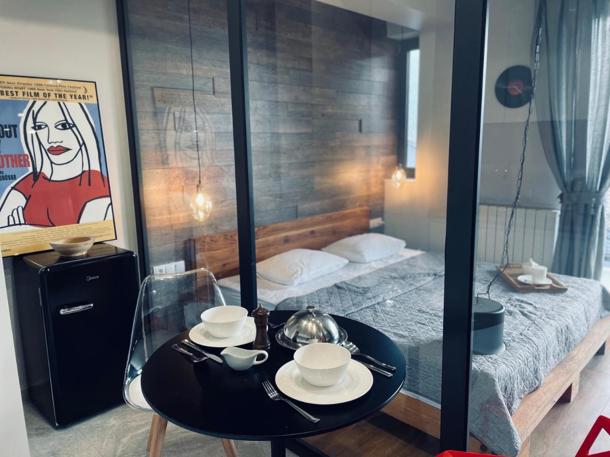 Kazbegi Stylish Apartment מראה חיצוני תמונה
