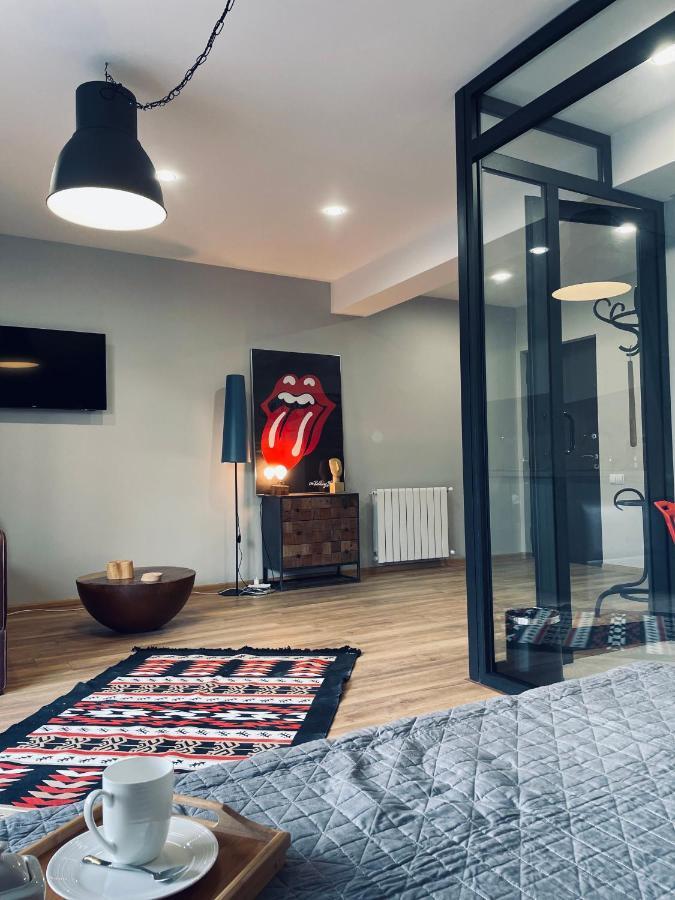 Kazbegi Stylish Apartment מראה חיצוני תמונה
